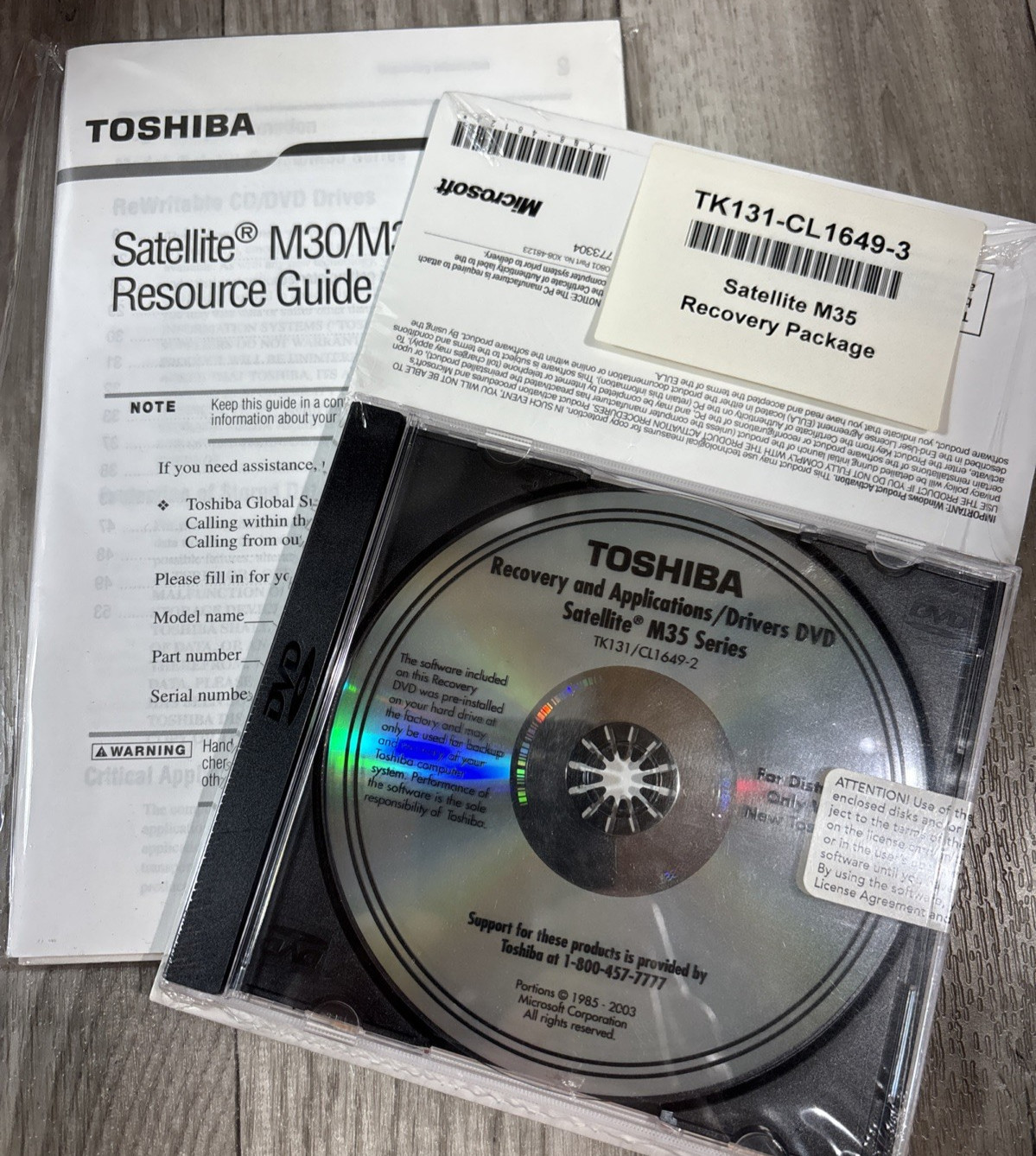 Toshiba M35 Series Recovery and Applications & Drivers DVD-NEW Microsoft (K169E)