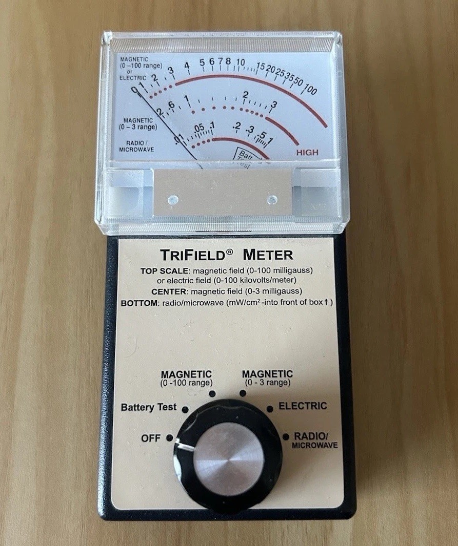 Vintage 90s AlphaLab TriField EMF Pre-100XE Analog Meter 3-Axis Radio/Microwave