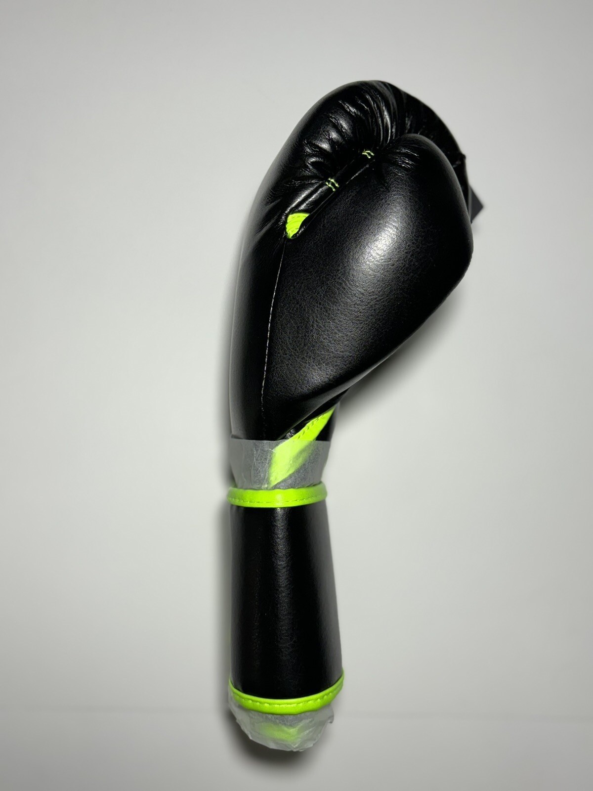New Authentic 18 Ounce FLY Boxing Gloves SuperLoop X Line Hook/Loop Black Green