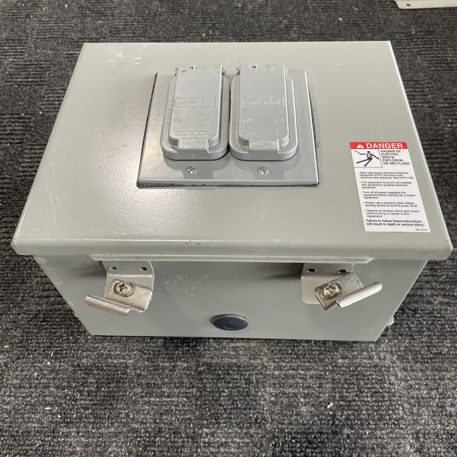 York 3SRXF2KVA4GFI Dwg 207113 Wo JNF0084183 Enclosure + Schneider C60 10a MGN612