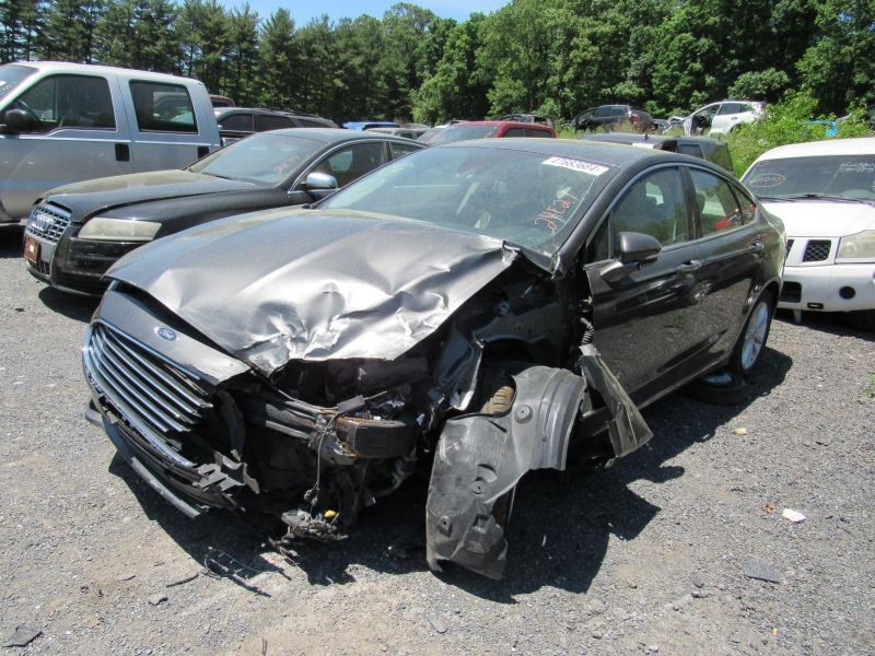 Audio Equipment Radio Receiver AM-FM-CD-MP3 Fits 16-20 FUSION 970350