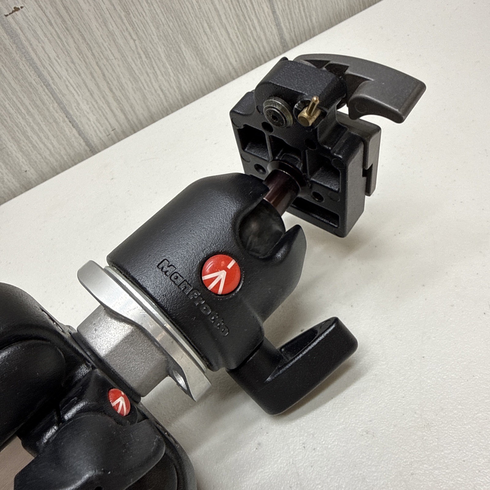 Manfrotto 190CL Tripod with Compact Ball Head 486RC2