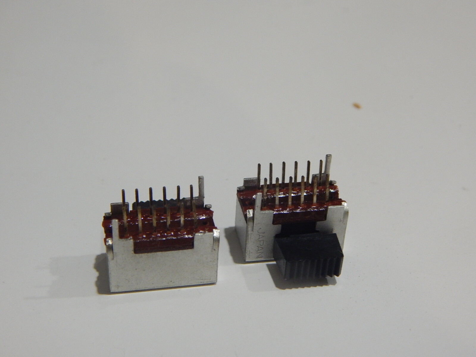 ALCOSWITCH MSS-4200R SWITCH SLIDE 4PDT 300MA 125V - LOT OF 2 SWITCHES -FAST SHIP