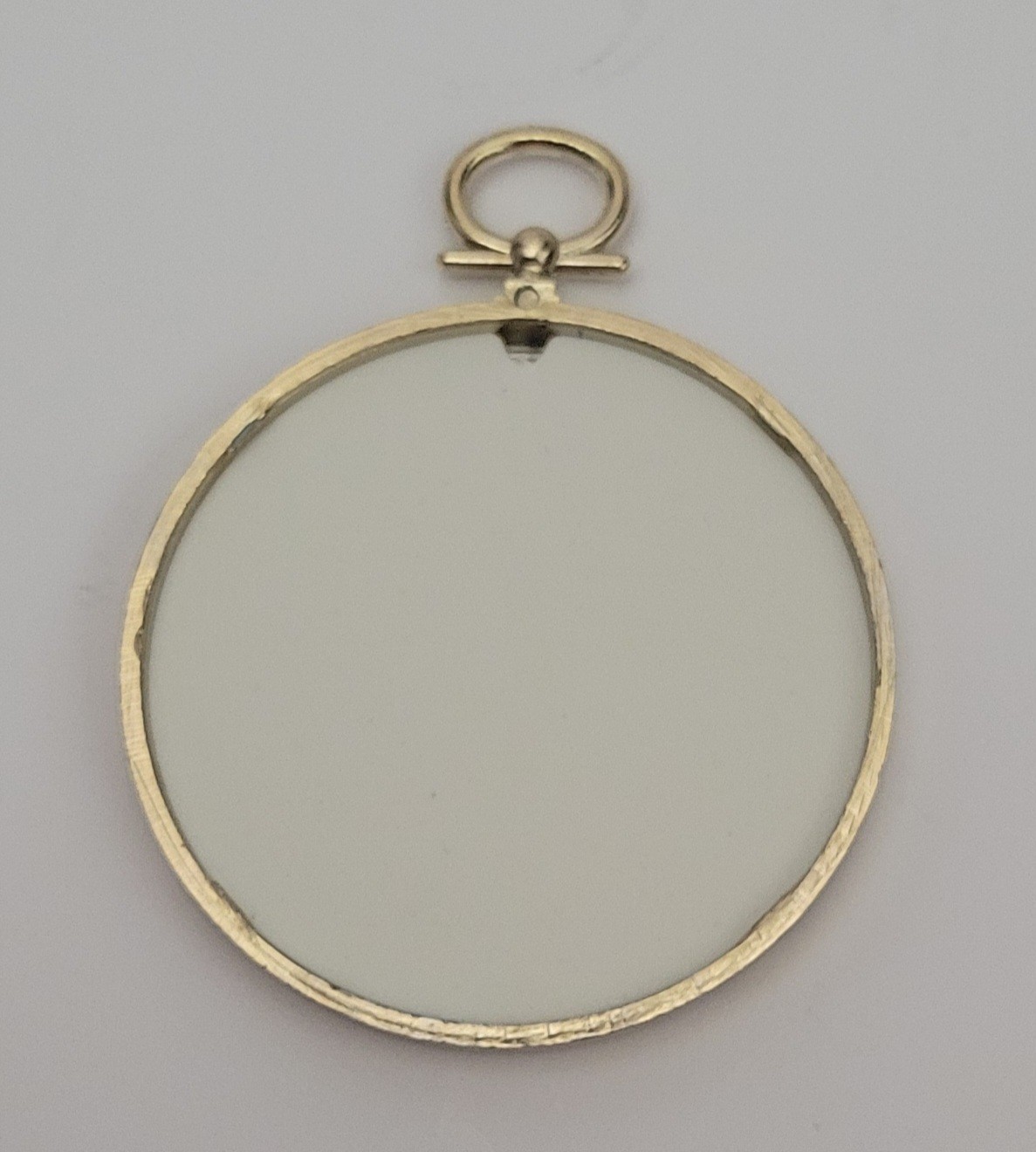 NIP Decorative Needlecraft Frame Round 2.25" Diameter NOS