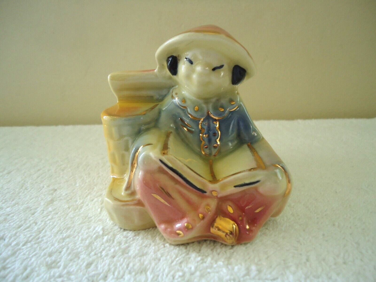 Vtg Oriental Person Reading A Book Small Planter USA " BEAUTIFUL COLLECTIBLE "