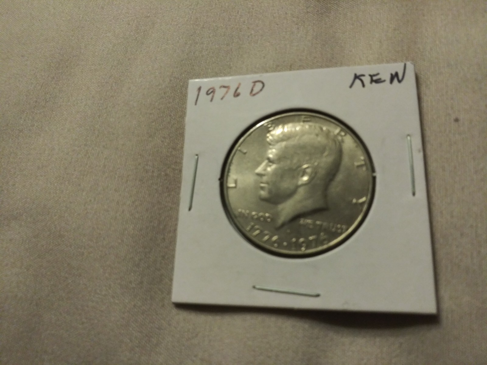 1976D KENNEDY HALF DOLLAR LOOKS GREAT YOU DECIDE GRADE-FREE SHIP
