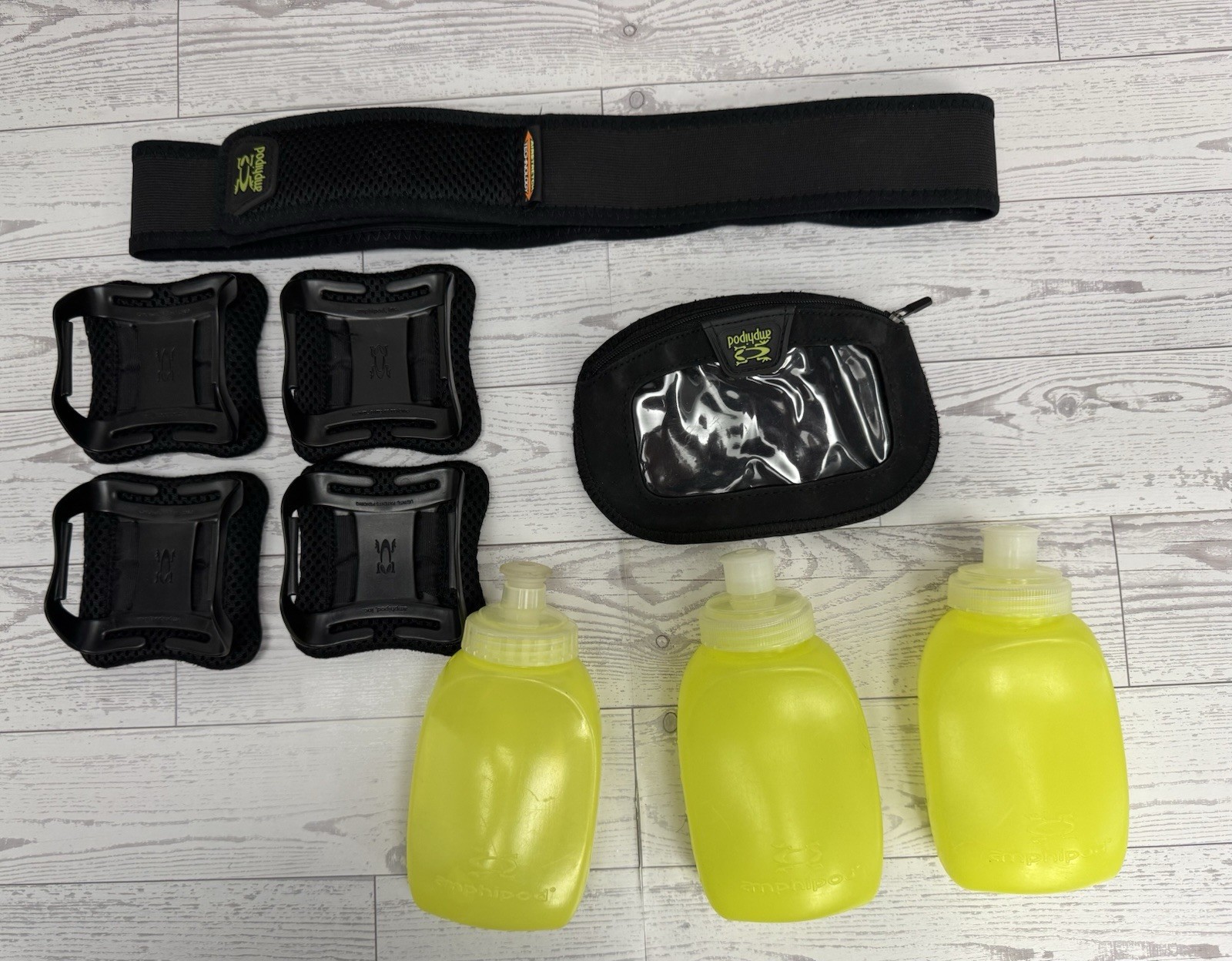 Amphipod AirFlow Hydration Belt Running Hiking 4 Clips, 3 Water Bottles & Pouch