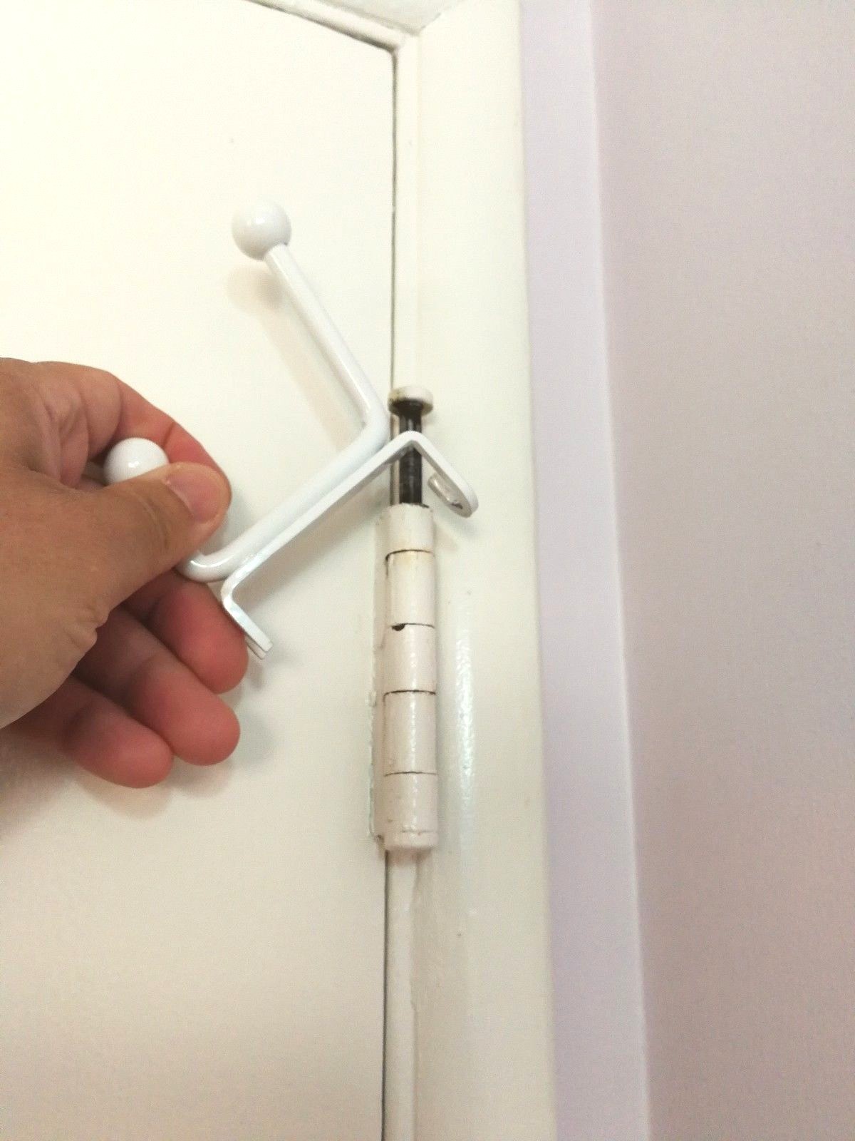 Bathroom Behind-the-door Hinge-Attached Towel Hook for Home or Travel