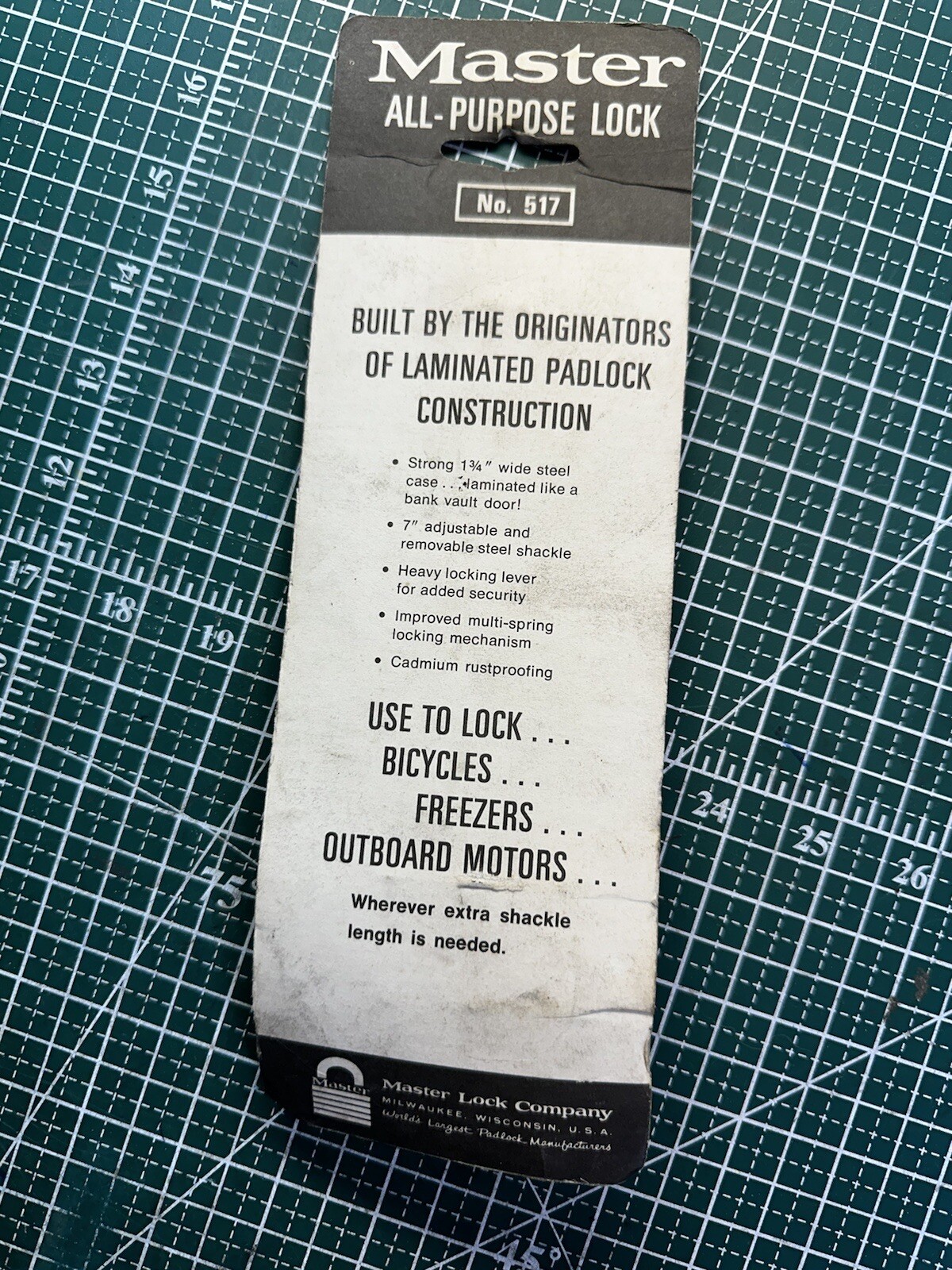 NOS MASTER LOCK 517 LAMINATED STEEL KEYED PADLOCK Adjustable Shackle USA