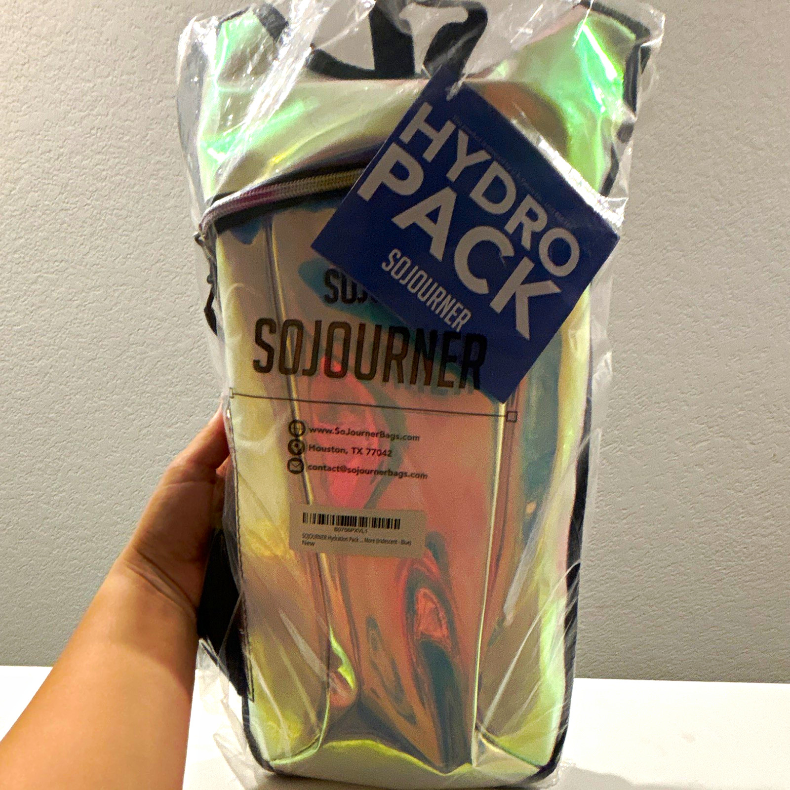Sojourner Hydro Pack 2L Hydration Pack Lightweight 2 Pockets Zip Iridescent