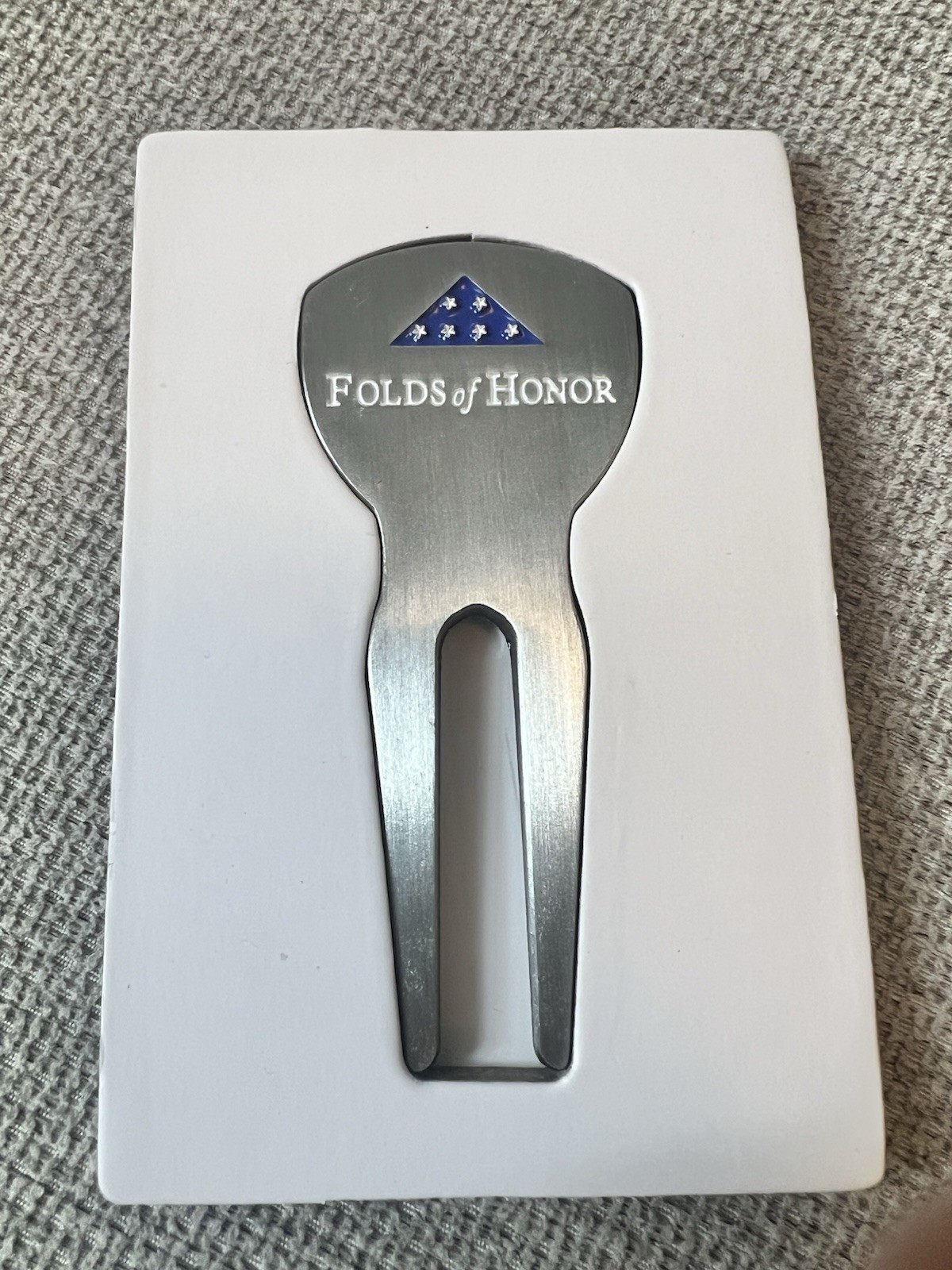 Bushnell Folds of Honor Divot Pitch Mark Repair Tool - New