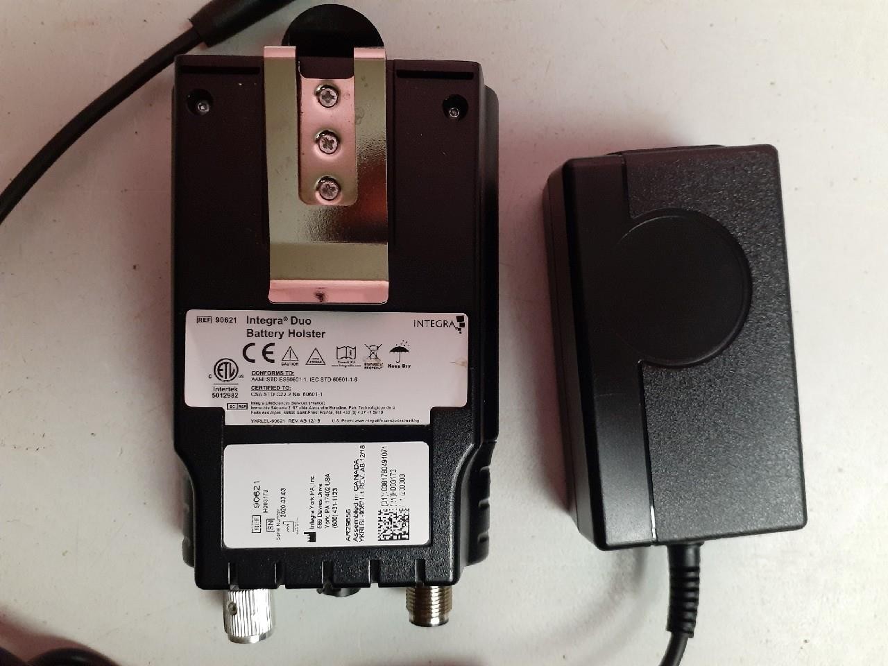 Integra LED Duo 90600 Medical Surgical Headlight Headlite System Battery Operate