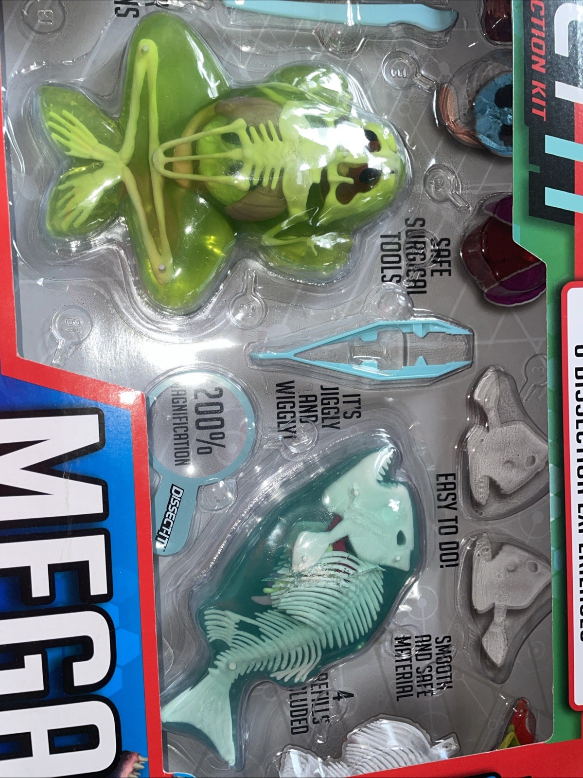 Dissect-It Frog & Piranha Mega Lab Playset [30 Piece Set!]