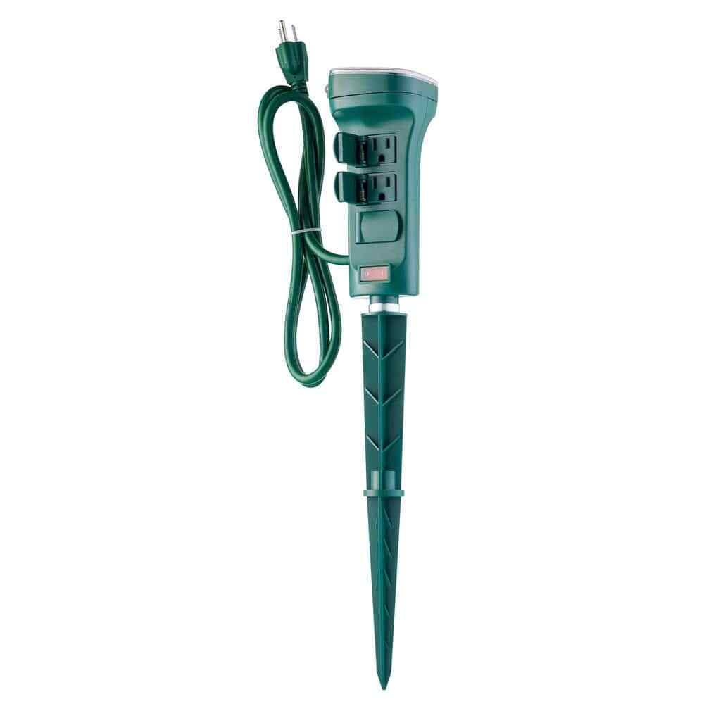 DEFIANT Smart Outdoor 4 ft. 6-Outlet Power Stake Timer Powered by Hubspace