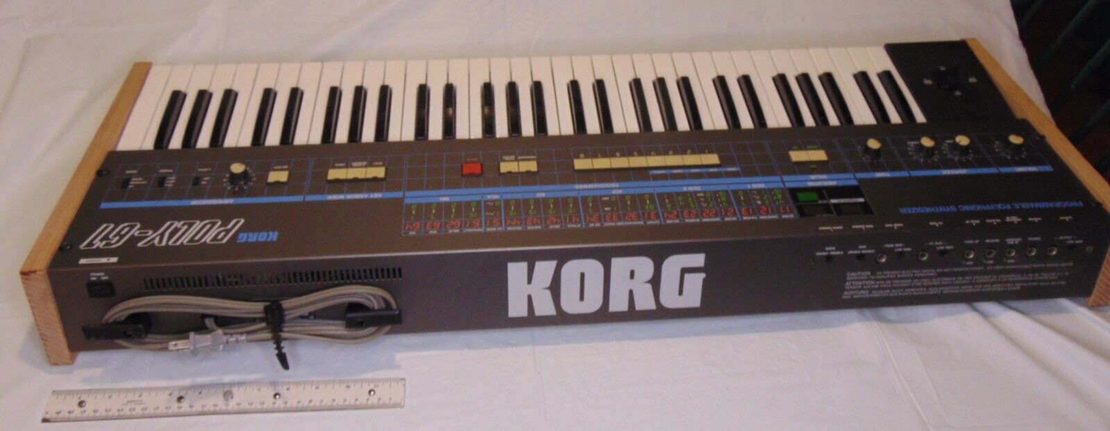 Working KORG POLY-61 Vintage 1980's Synthesizer Keyboard