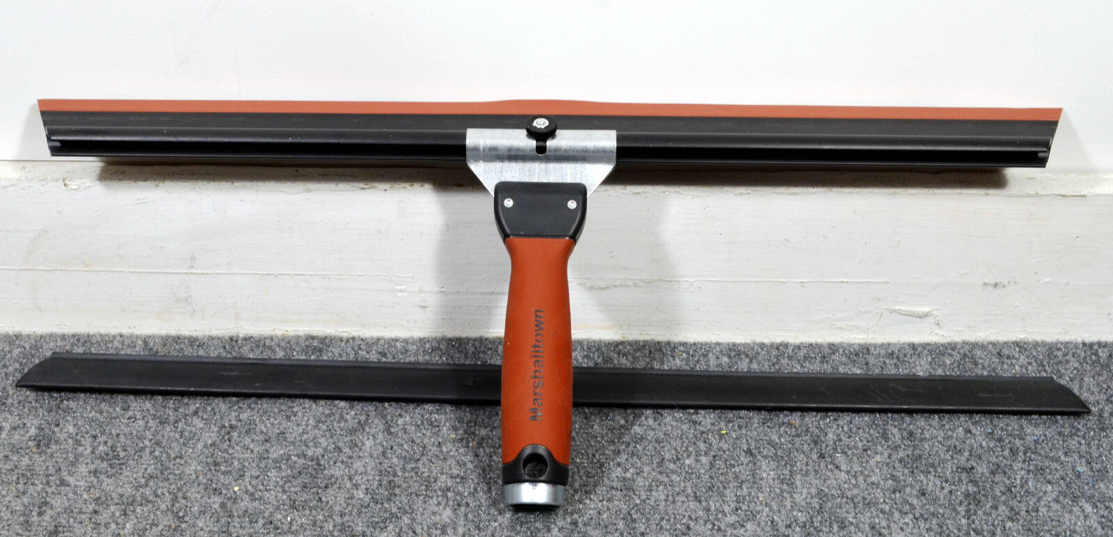 Marshalltown Akd22 Pitch Squeegee Trowel,Adjustable,22 In Length Threaded End