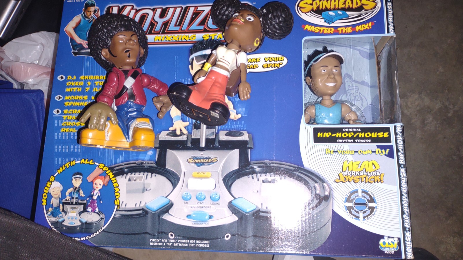 Vinylizer DJ Mixing Station with DJ and Reggae Dolls