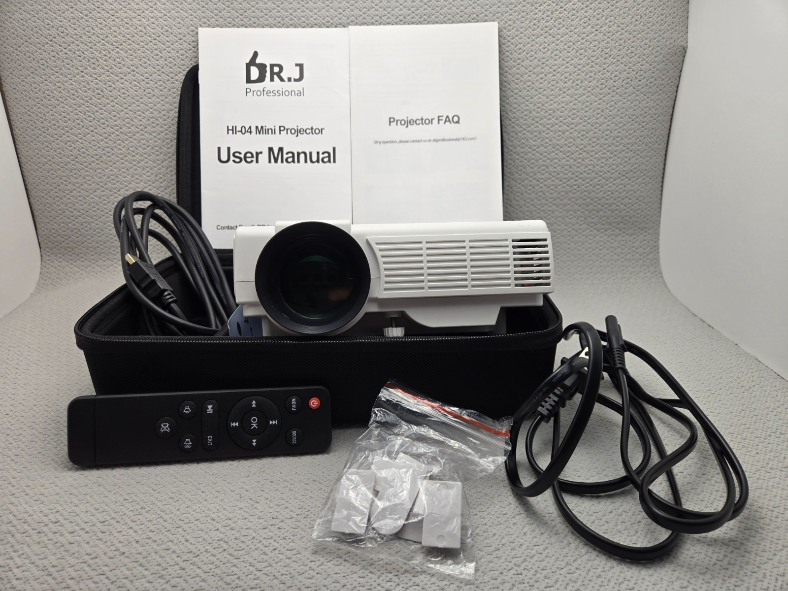 DR.J Professional HI-04 Portable Mini Projector LED USB LCD Tested WORKS