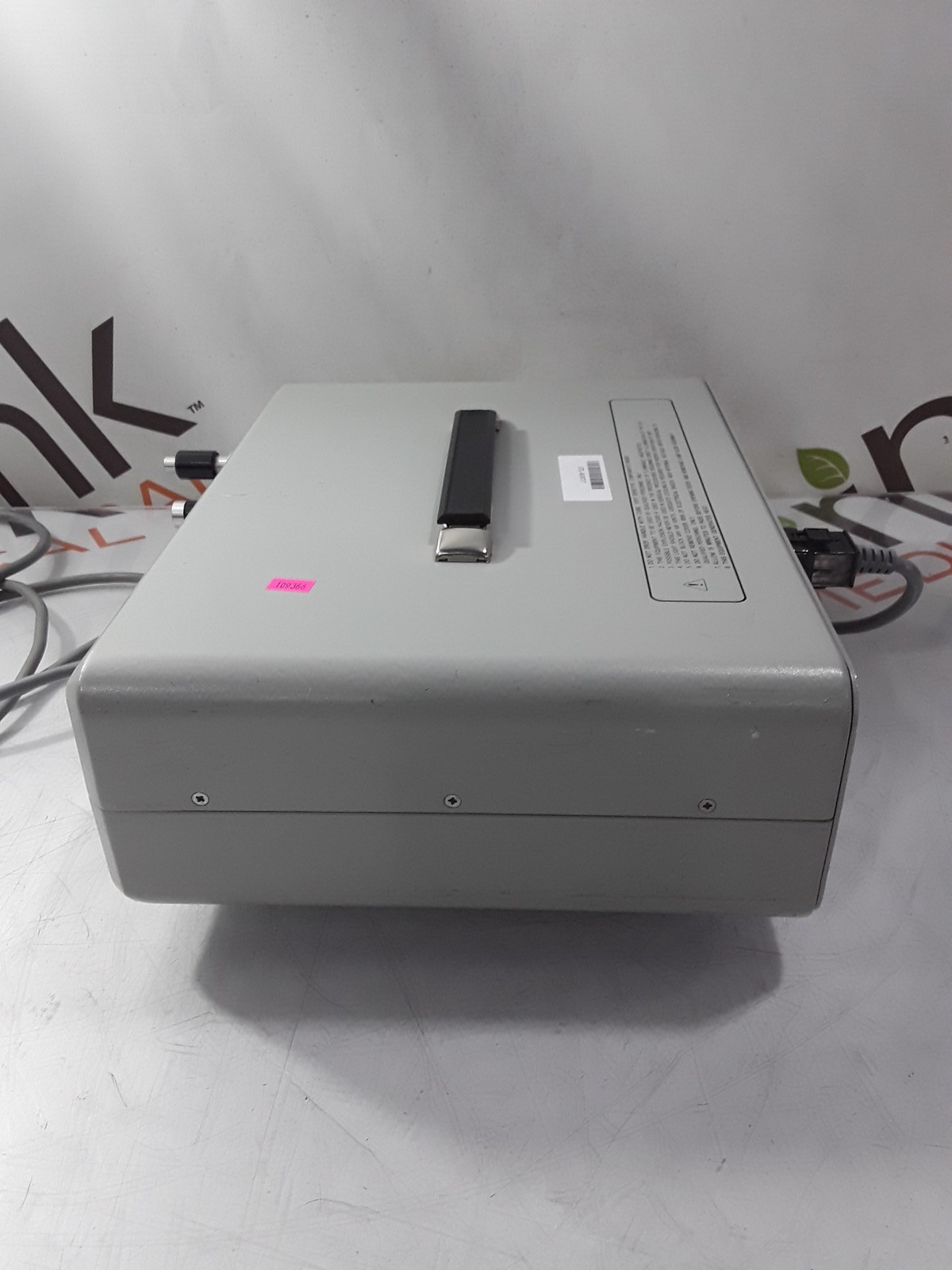 Luxtec 9300 Xenon Series 9000 Light Source