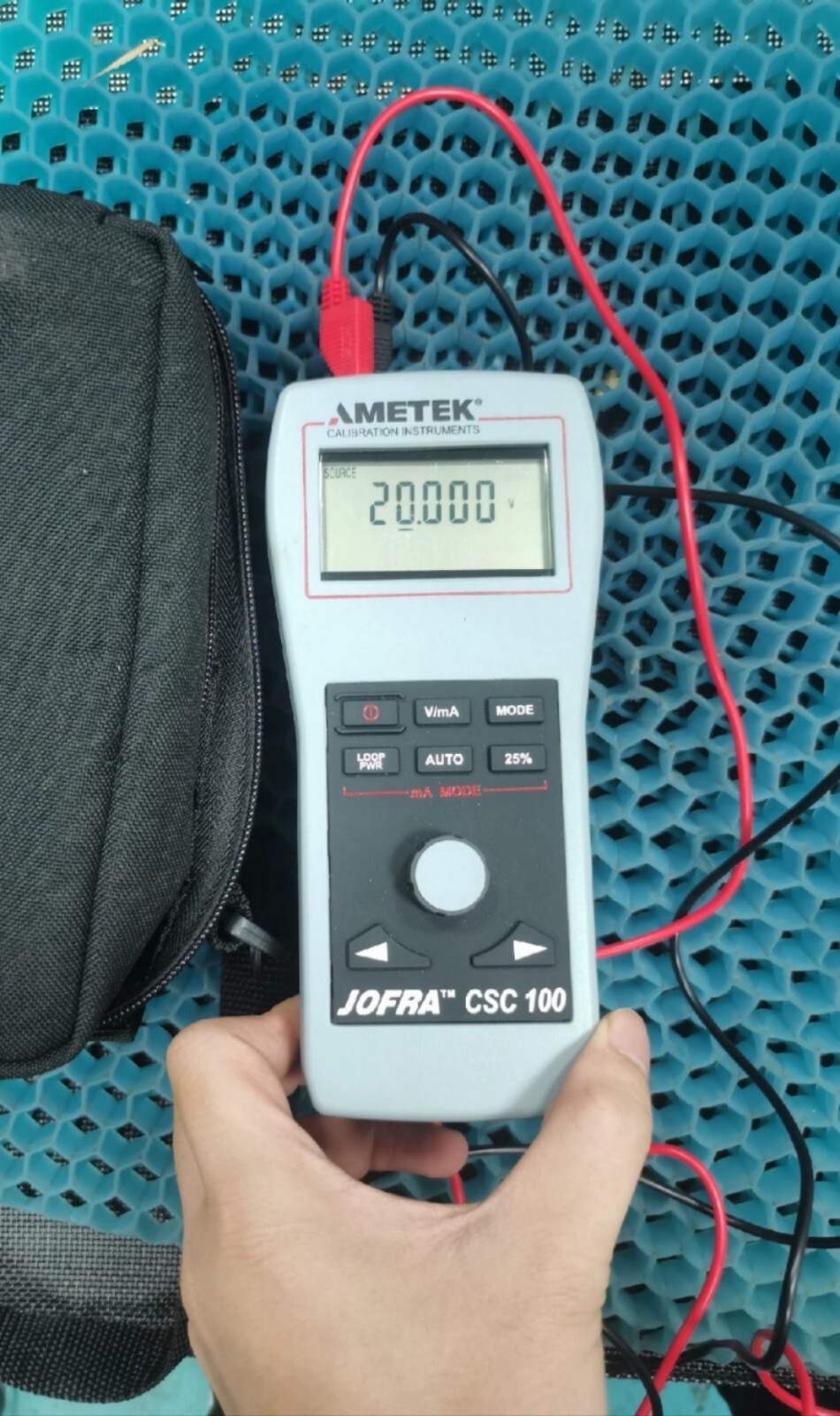 1 PCS AMETEK JOFRA CSC100 voltage and current calibrator/