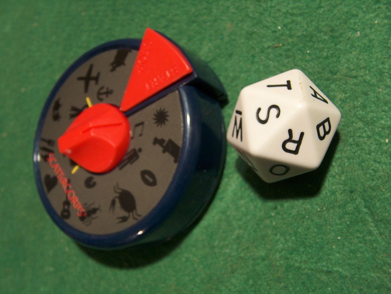 Scattergories Game Replacement Parts Blue Timer and Letter Die 20 Sided Dice