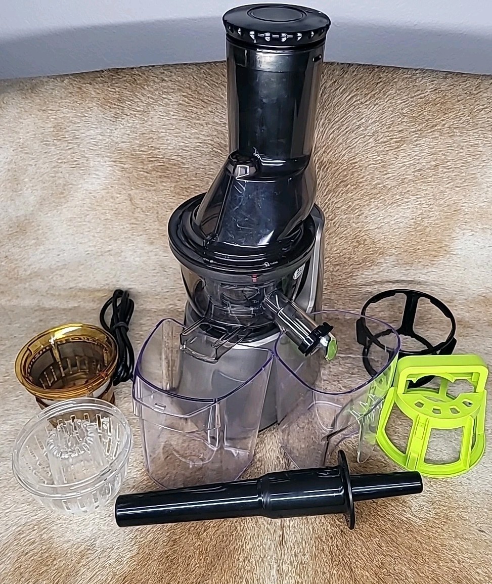 Kuvings Whole Slow Juicer Elite C7000 Silver ULD-732NB + Sorbet & Citrus Kits