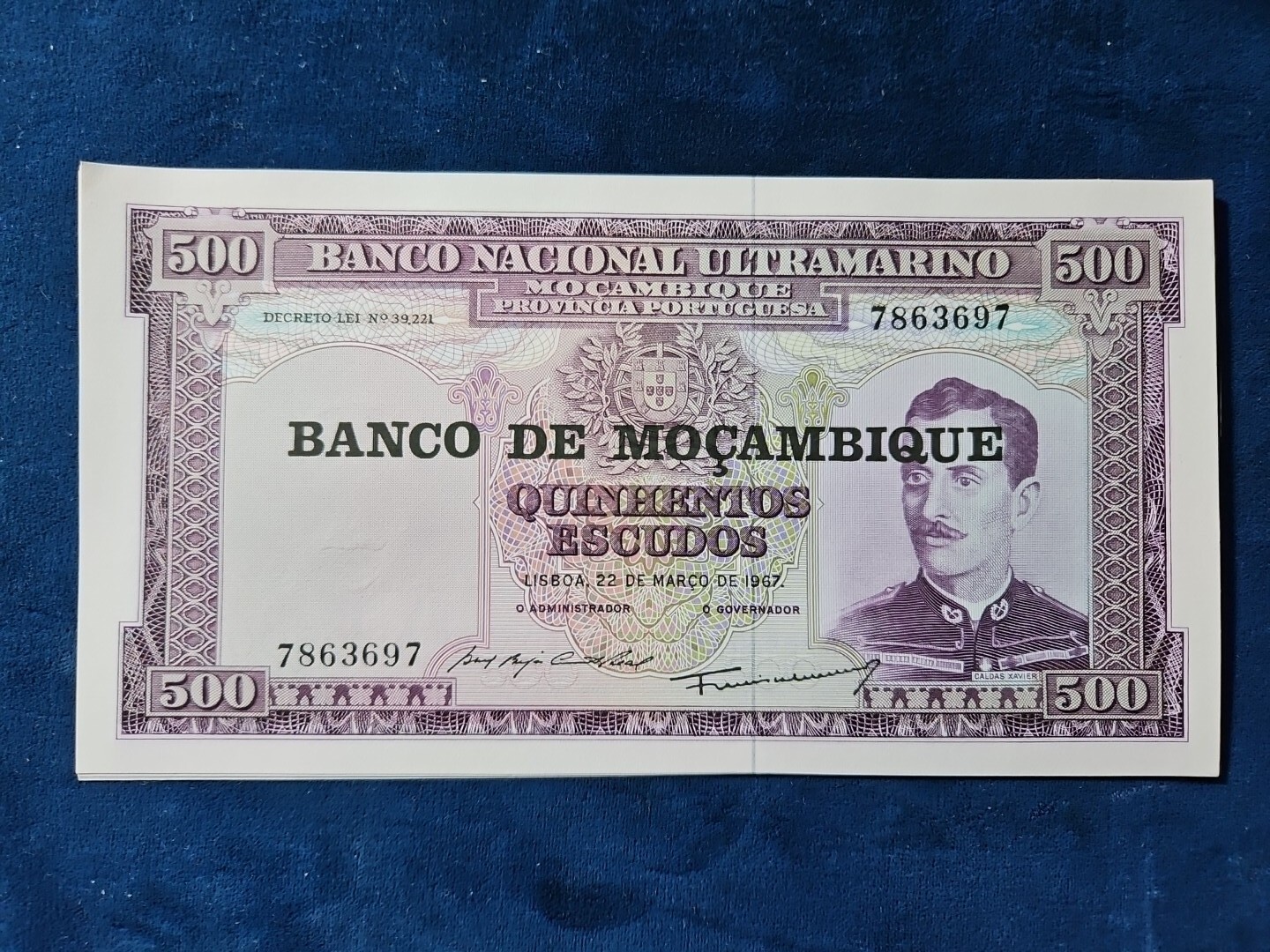 Mozambique 500 Escudos P 118 a 1967 UNC