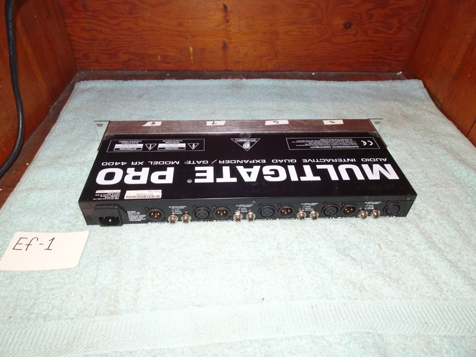 BEHRINGER MULTIGATE PRO XR4400 4-Chan Audio Interactive Quad Expander/Gate,