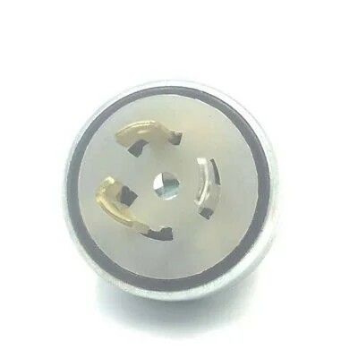 TWIST LOCK MALE PLUG 3POLE 15A/125V