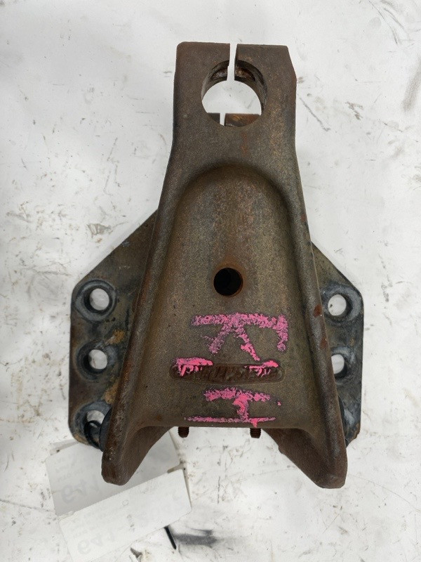 Freightliner MT55 Suspension Bracket 1621454000 (641-12642)