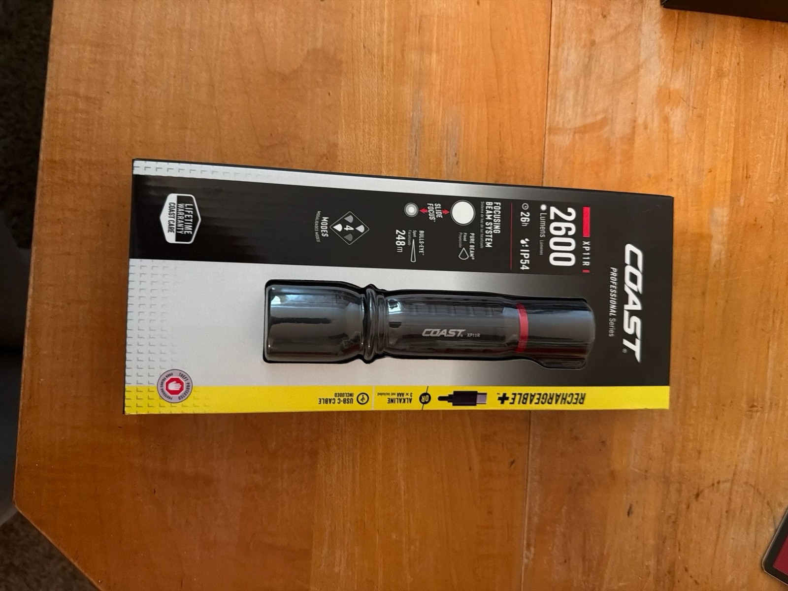 COAST XP11R 2600 Lumen Rechargeable Pure Beam Focusing LED Flashlight