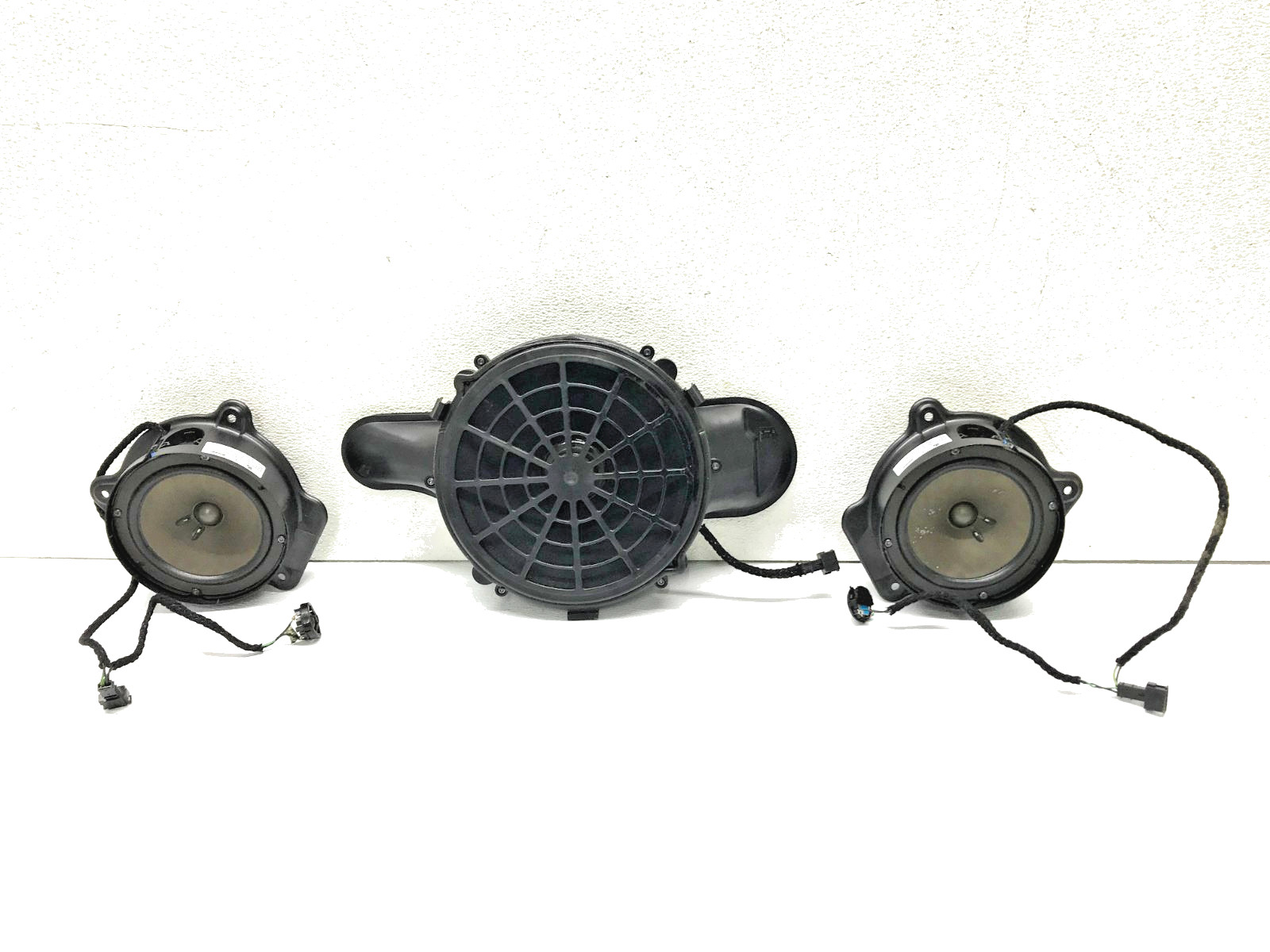 00-02 Mercedes W220 S600 Bose Rear Subwoofer Sub Woofer Bass Speaker Set OEM
