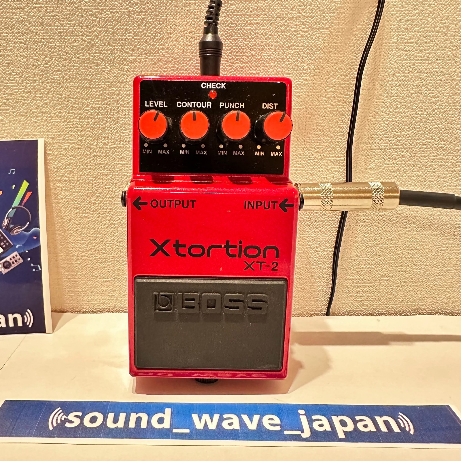 BOSS XT-2 Xtortion Distortion Guitar Effects Pedal Rare Discontinued Red Japan