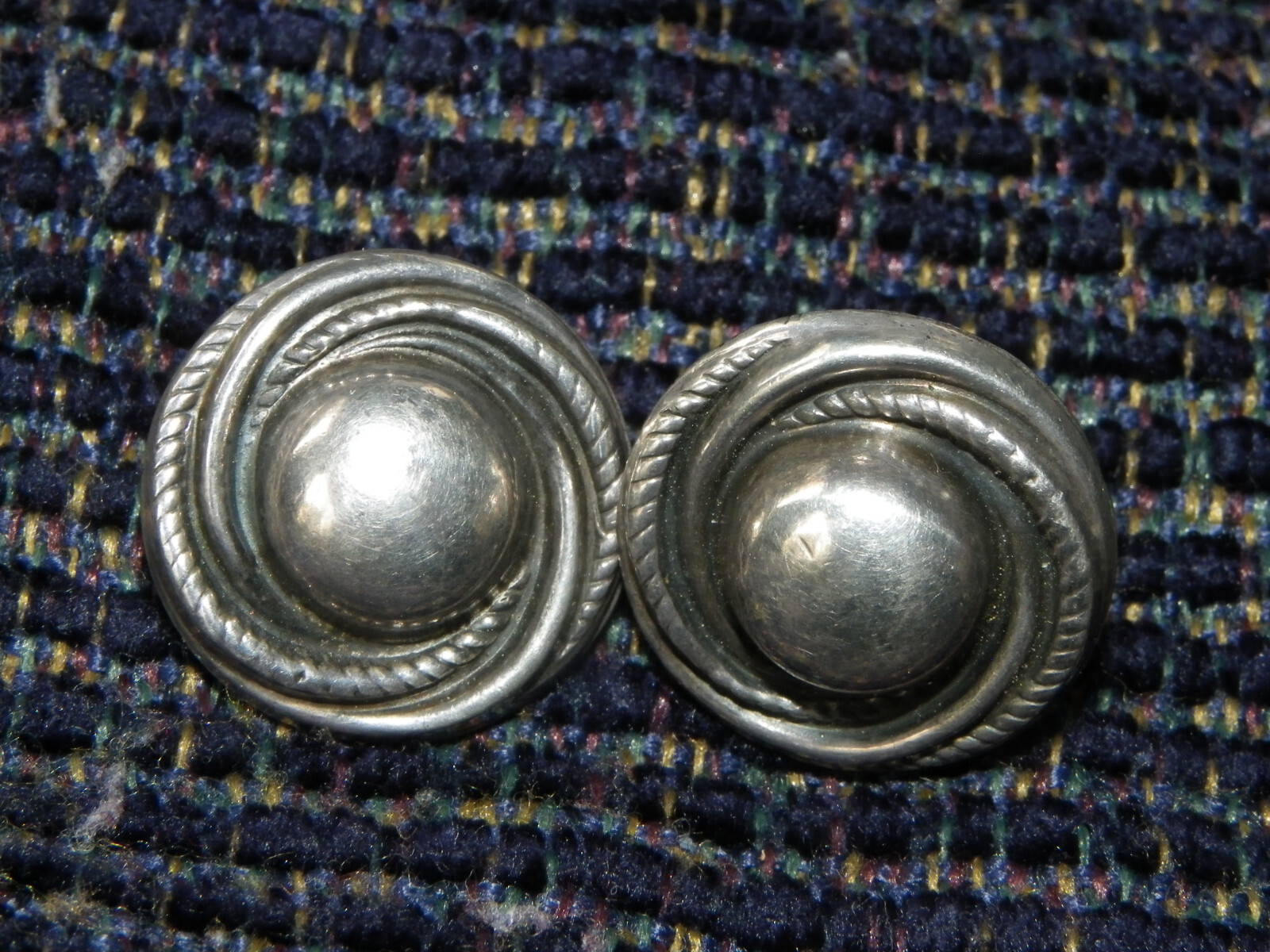 Pair of Vtg Silver? Screwback Earrings-Swirl Design Around Large Center Bead