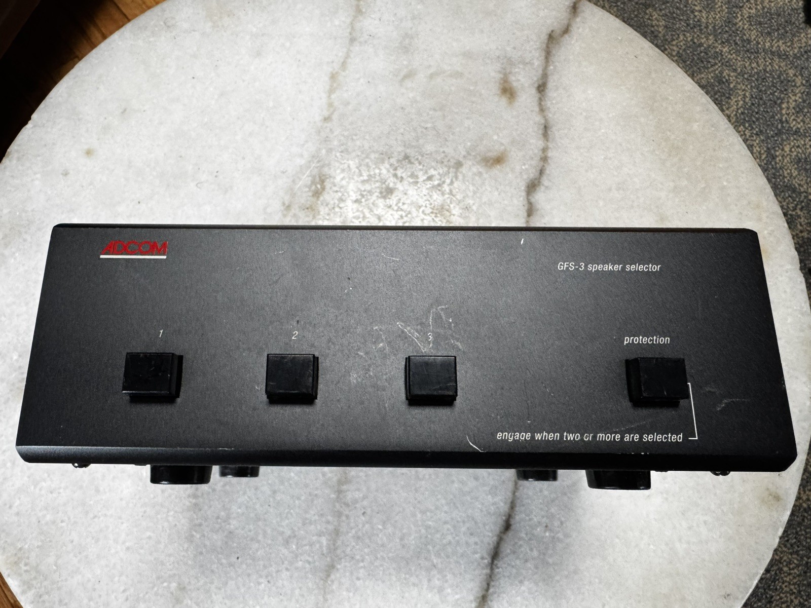 ADCOM GFS-3 Speaker Selector