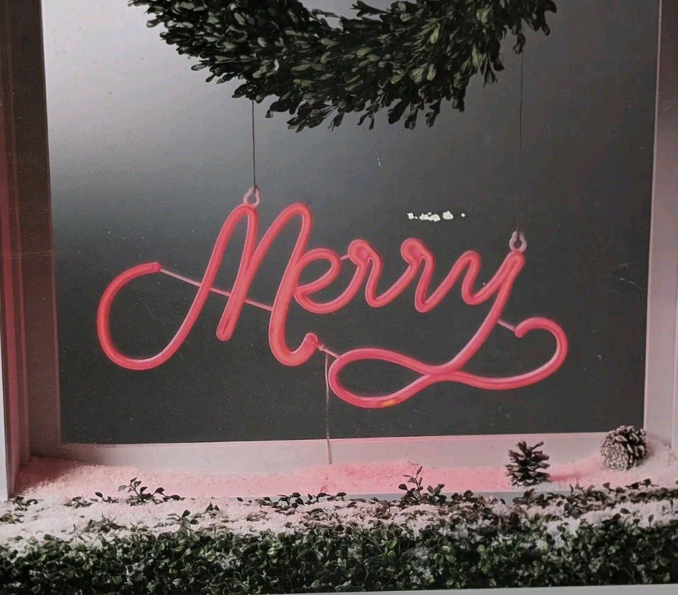 Wondershop Red Faux Neon MERRY Sign Christmas Novelty Silhouette Light Brand New