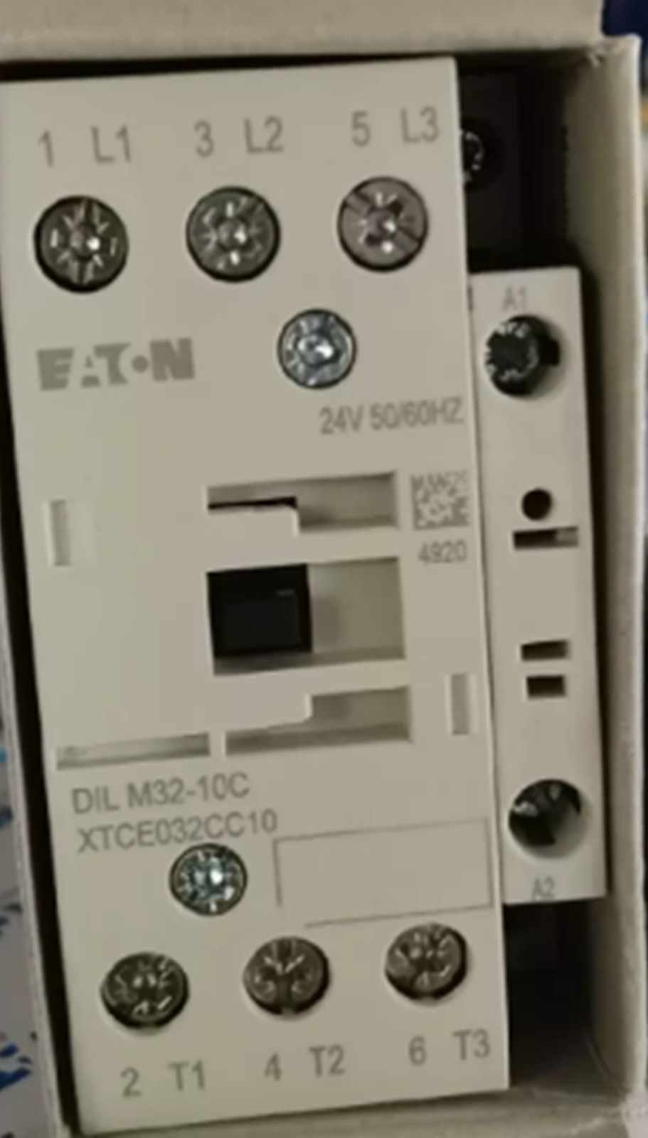 NEW EATON MOELLER DILM32-10C Contactor 110V 220V