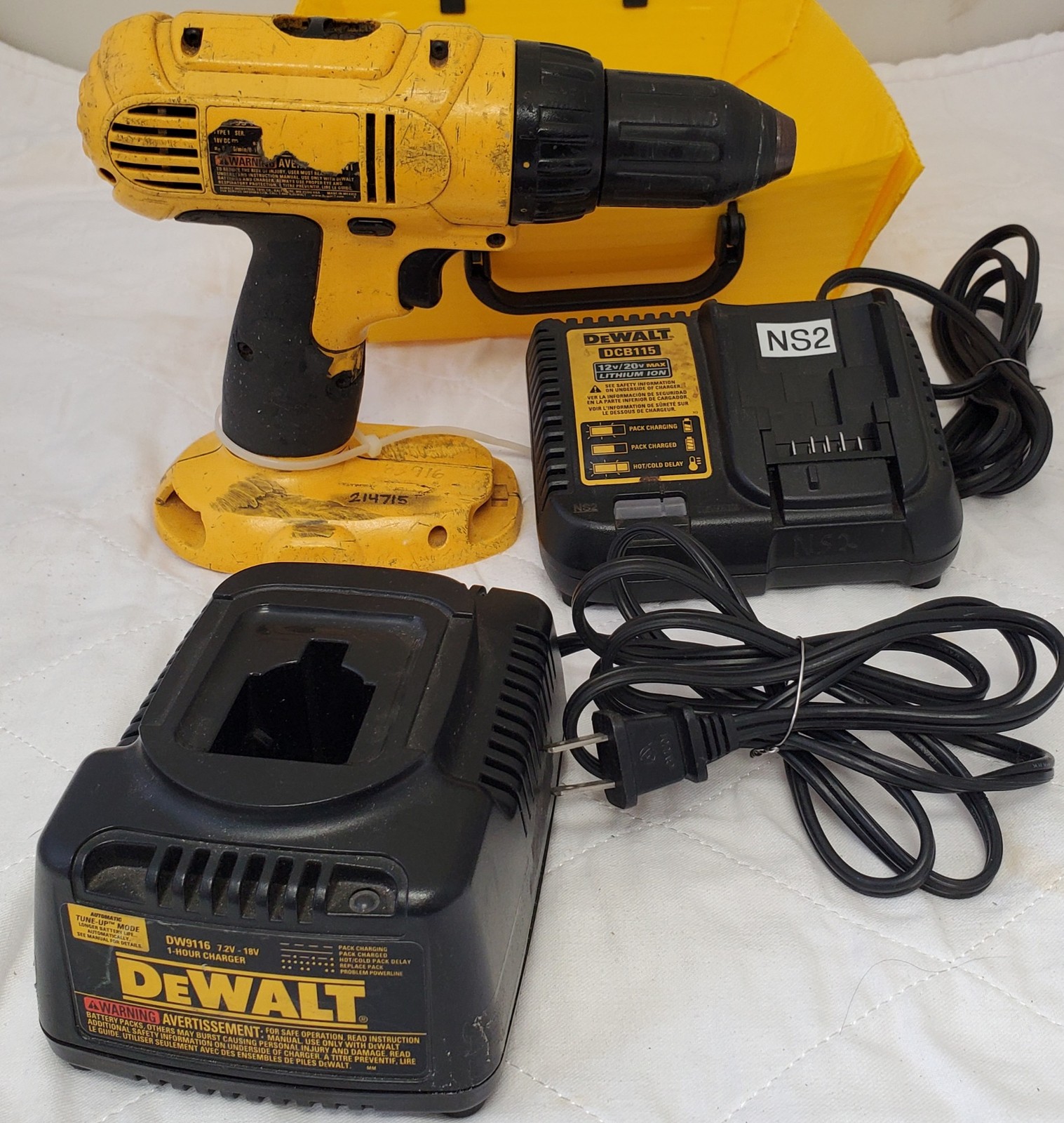 Lot of 3 Dewalt DCB115 12 v Drill Driver Set W/ DriverBatteries, Charger Lot-979