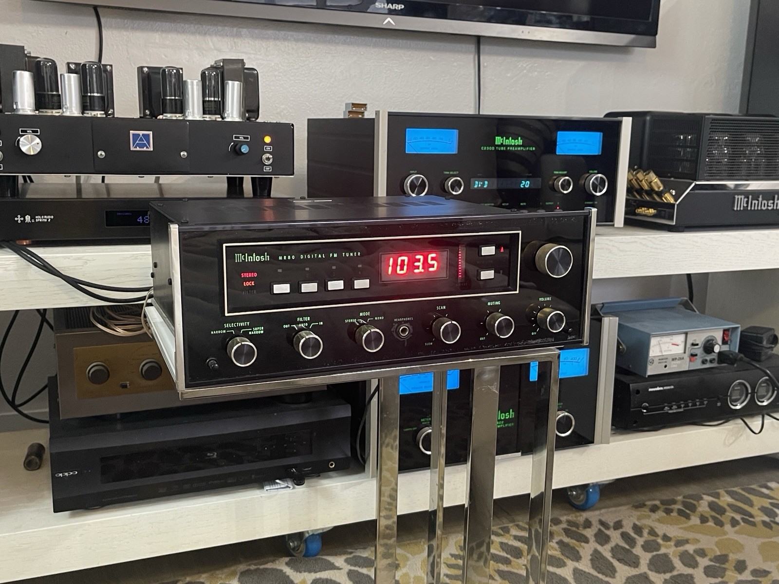 McIntosh MR80 FM Tunner