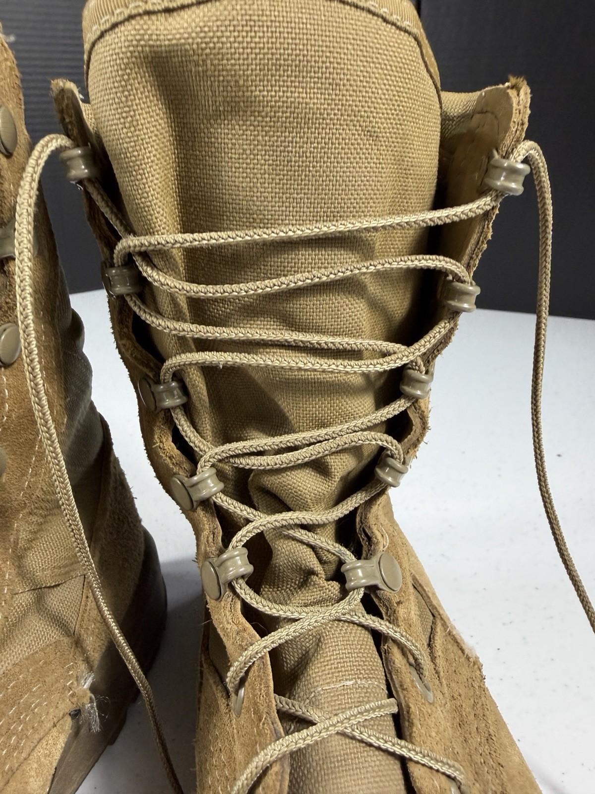 Belleville AHWC 07.0 W Tan Suede Combat Boots Mens 7 Wide Military Tactical