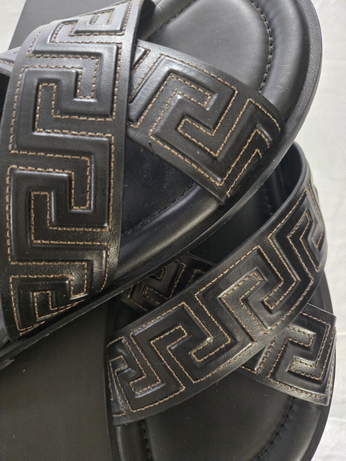 VERSACE MENS SANDALS BLACK. SIZE 13D