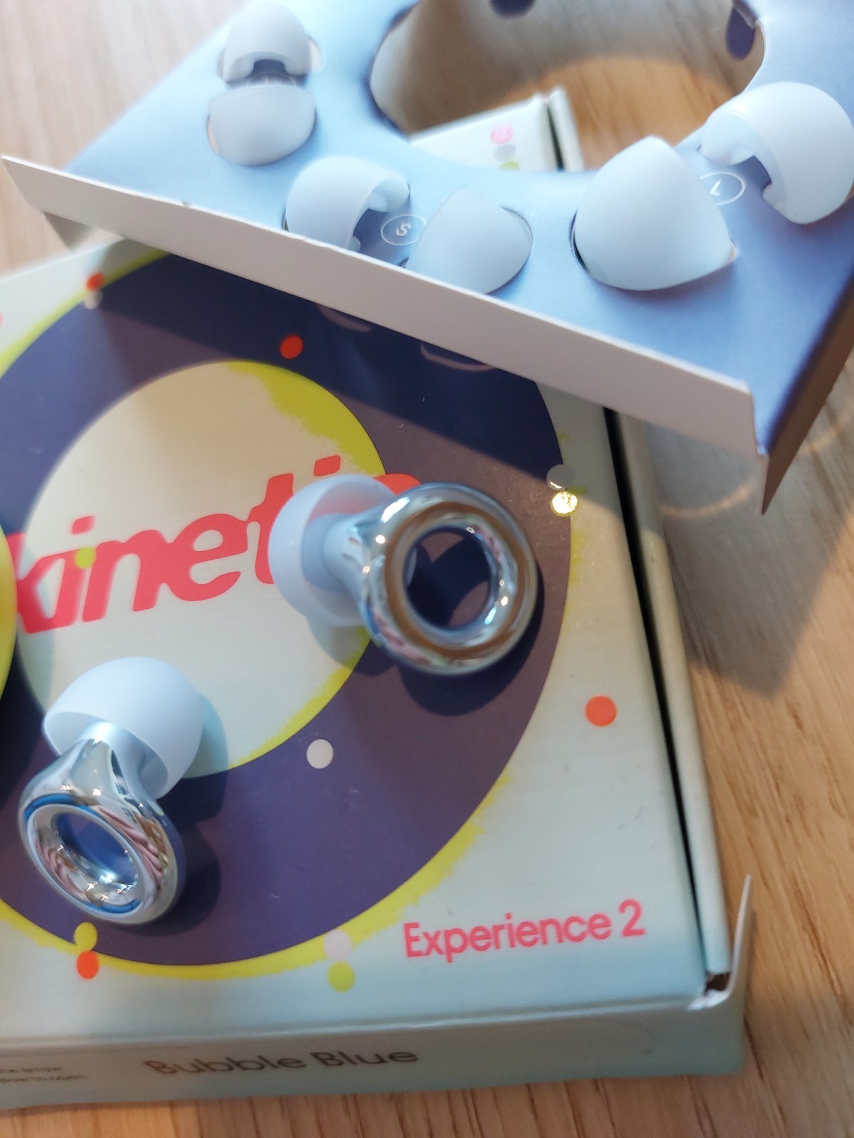 Loop Earplugs Experience Kinetic limited edition Bubble Blue noise reduction