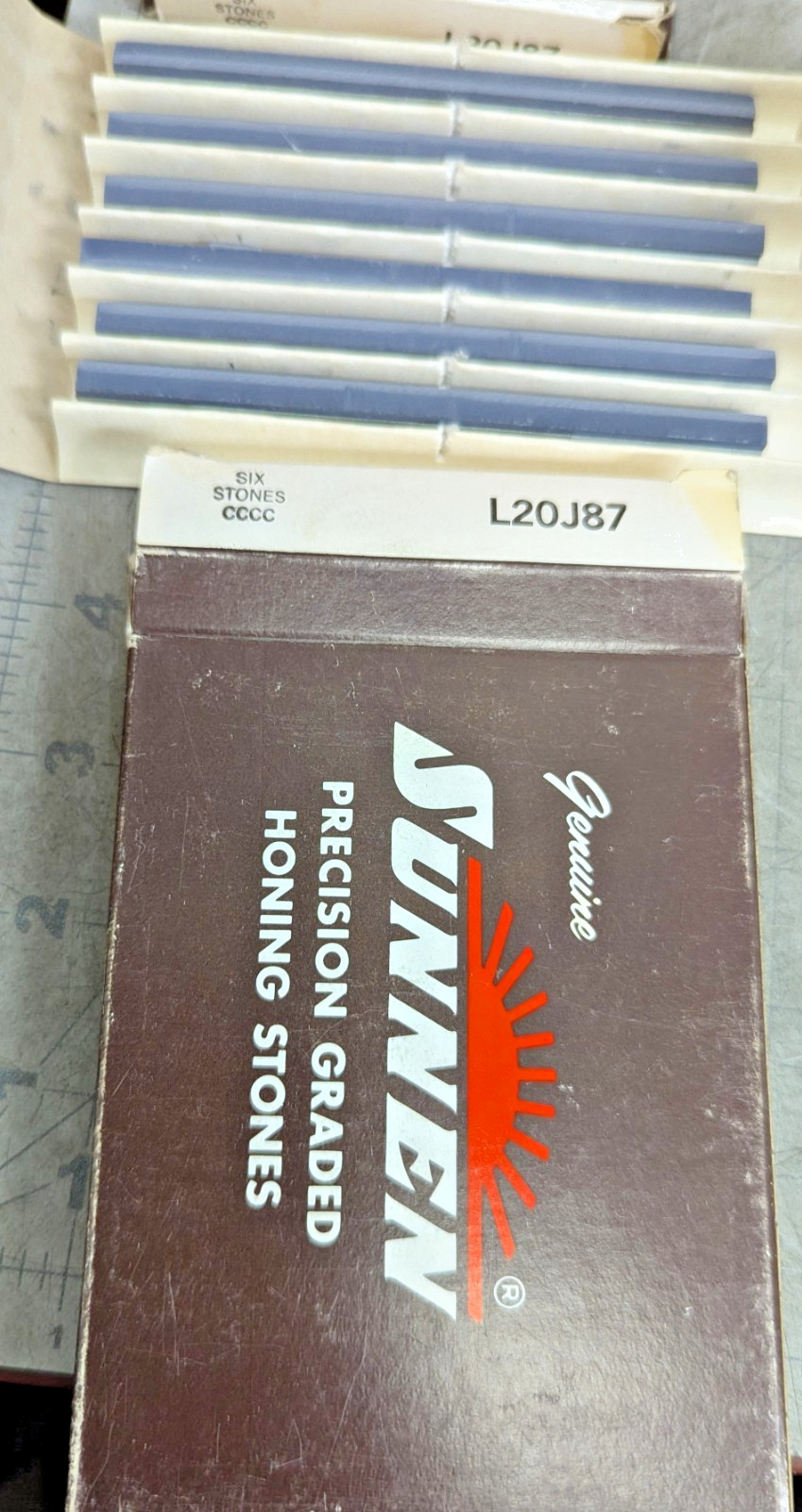 L20-J87 Sunnen 400 Grit Silicone Carbide L20 Mandril (Set Of 6 Stones)#35