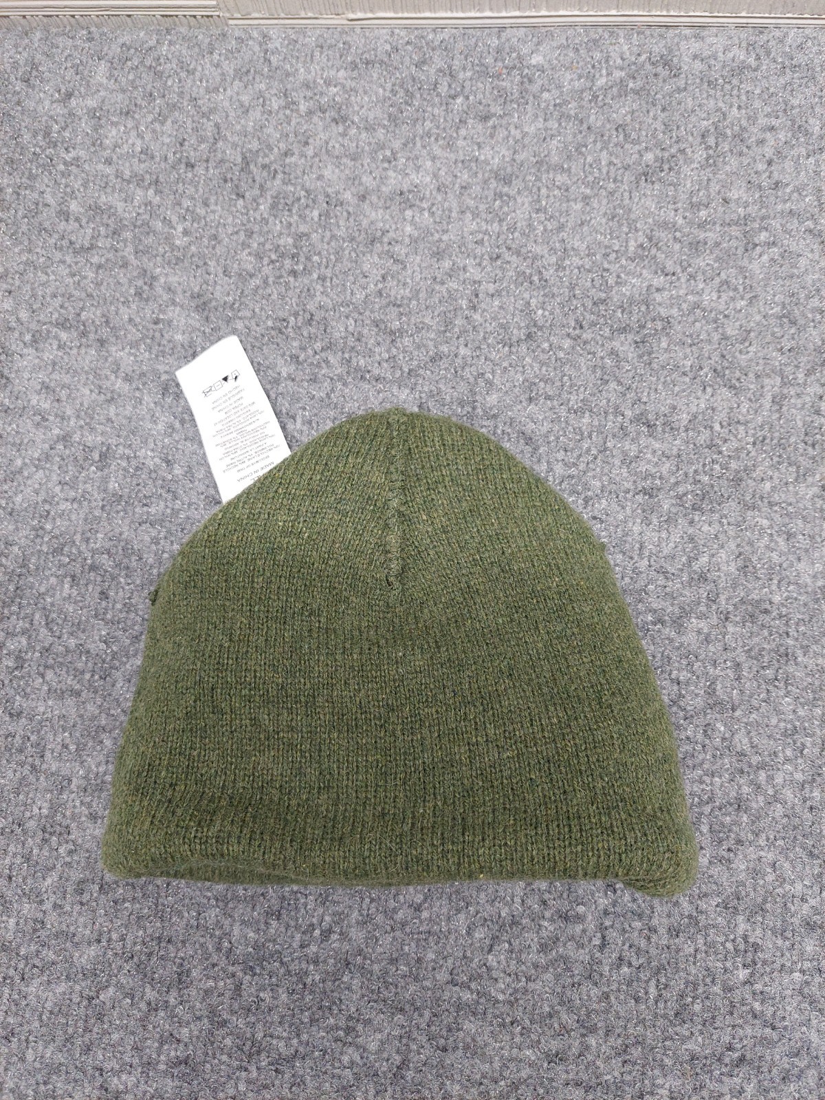 Patagonia Women Snowdrifter Beanie Green Logo Comfortable Worn Wear Outside