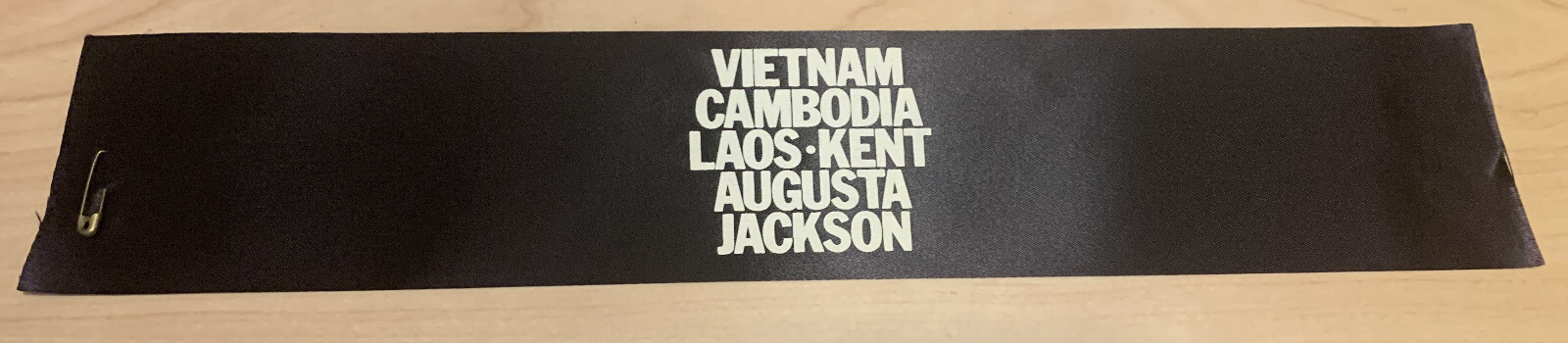 ANTI VIETNAM WAR CAUSE ARM BAND LAOS KENT STATE AUGUSTA JACKSON ORIGINAL