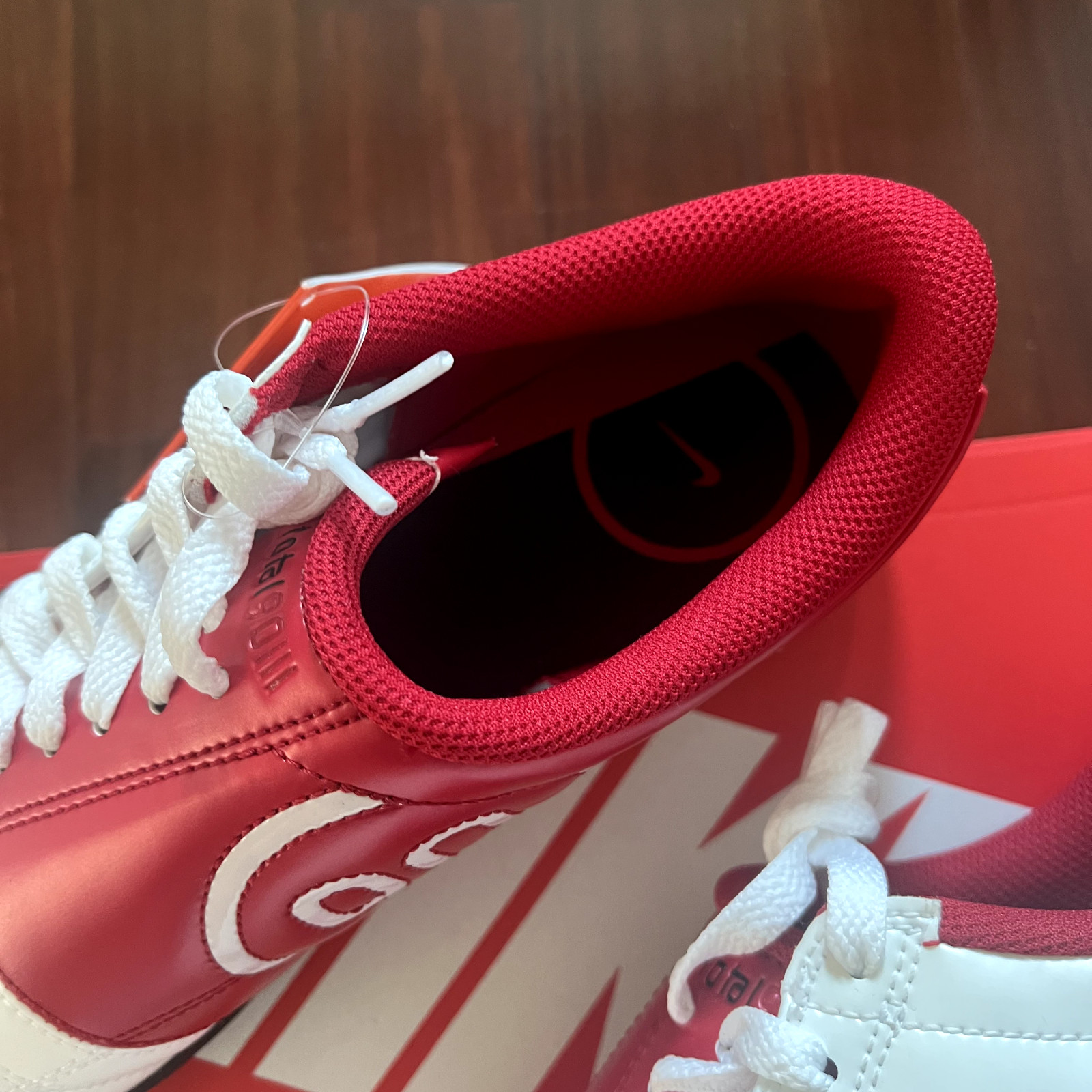 Nike Total 90 SP Mens Indoor Soccer Shoes White Gym Red Black HQ2851-100