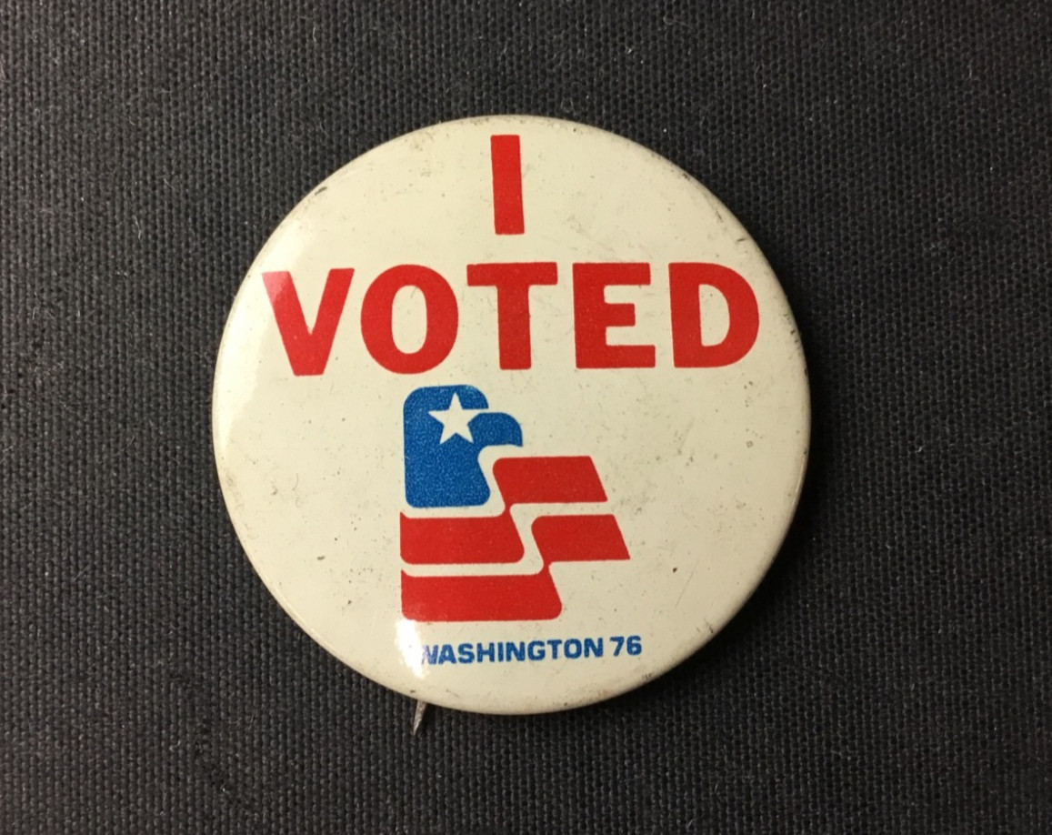 Vintage 1976 I Voted Washington 76 Patriotic Eagle Flag 1" Pinback Button