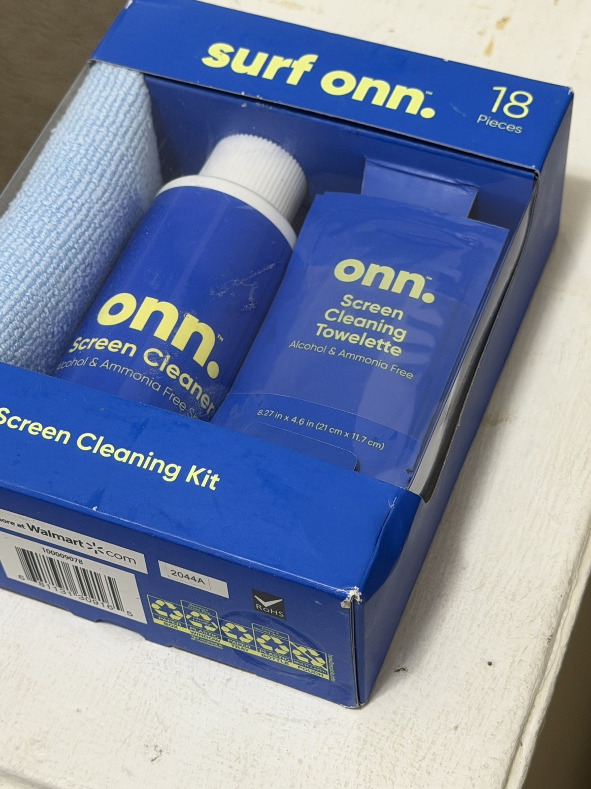 onn. Screen Cleaning Kit, 18 Pieces