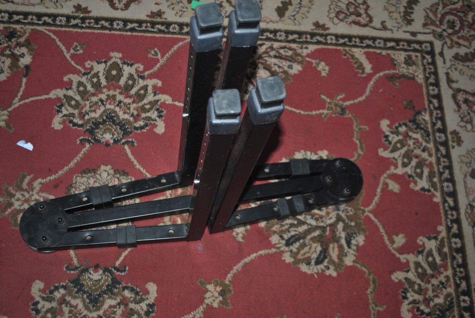 quicklok stand