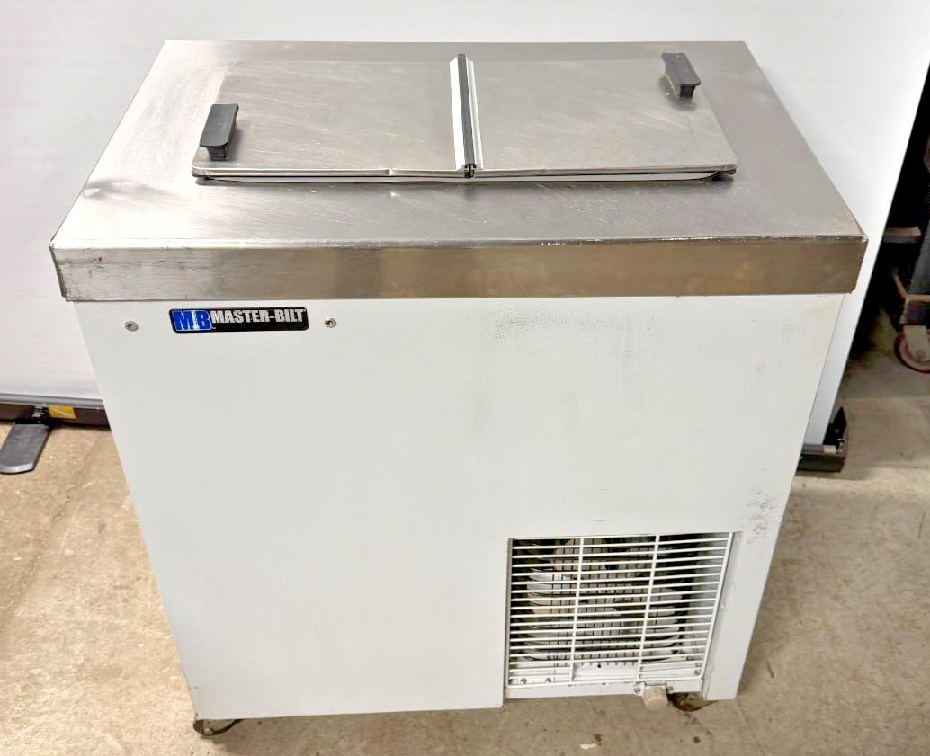 Master-Bilt DC-2S 32" Ice Cream Freezer Dipping Cabinet Single Door